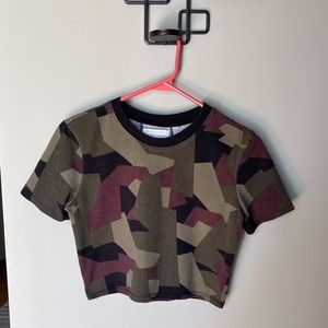 💗Kendall + Kylie Crop Top 💗